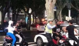 石家庄骑电车爆料视频最新,最新爆料视频揭示惊险瞬间