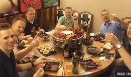 外国人吃饭最新爆料,独特美食体验大曝光！