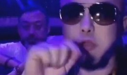 网红爆料互撕视频,揭秘背后真相与激烈冲突