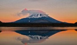 富士山最新爆料新闻视频,神秘现象引发热议，专家解读背后的科学奥秘